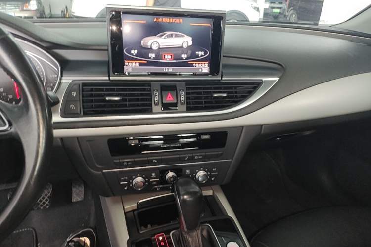 Used Audi A7 2017 40 TFSI Ambition Edition Audio And AC Panel