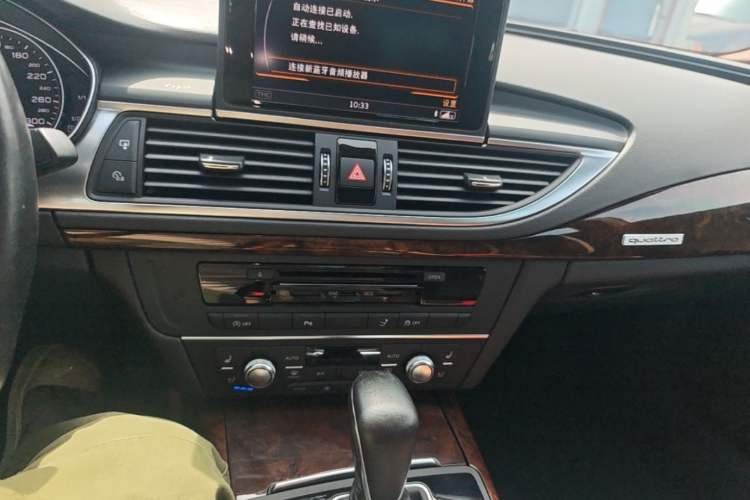 Used Audi A7 2017 50 TFSI quattro Comfort Model Audio And AC Panel