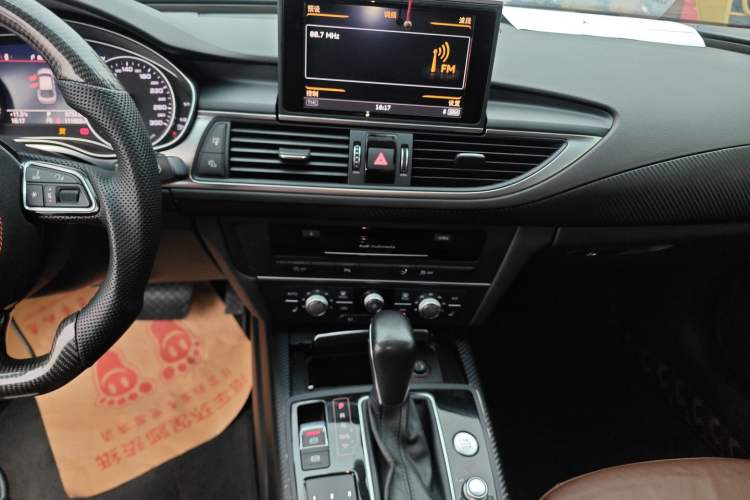 Used Audi A7 2017 40 TFSI Ambition Edition Audio And AC Panel