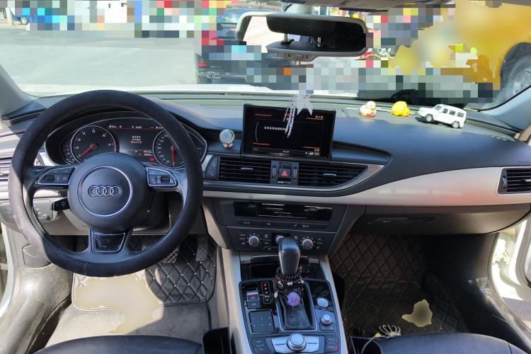 Used Audi A7 2017 40 TFSI Ambition Edition Center Console