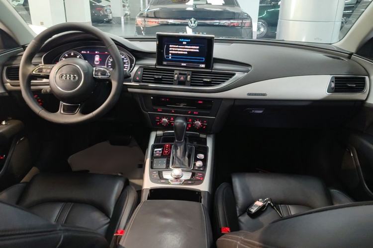 Used Audi A7 2017 40 TFSI quattro Technology Edition Center Console