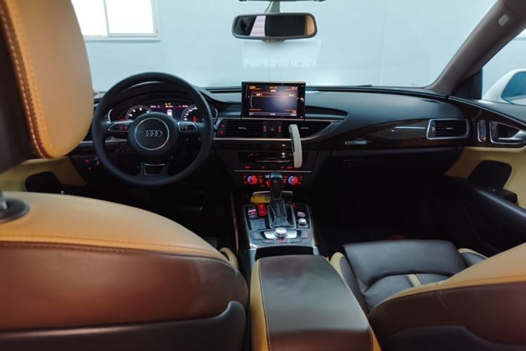 Used Audi A7 2017 50 TFSI quattro Comfort Model Center Console