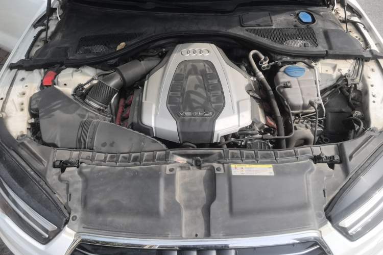 Used Audi A7 2017 50 TFSI quattro Comfort Model Engine Bay