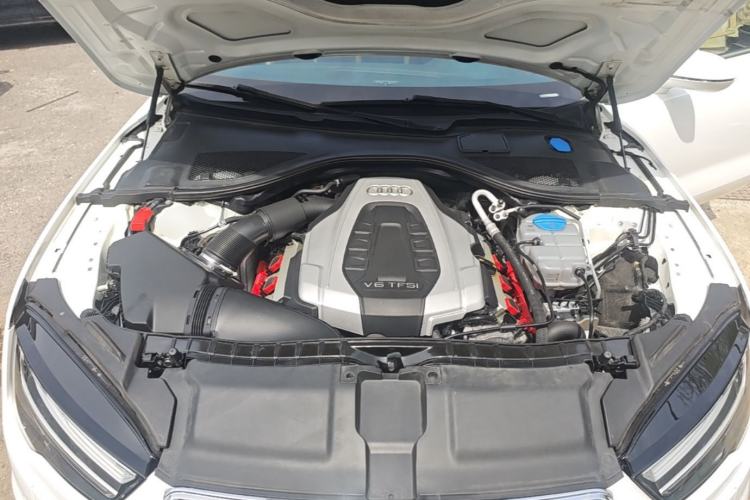 Used Audi A7 2017 50 TFSI quattro Comfort Model Engine Bay