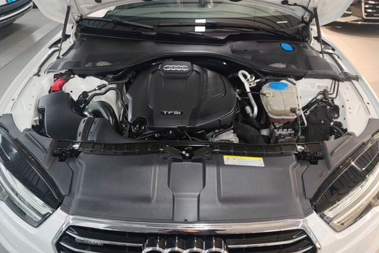 Used Audi A7 2017 40 TFSI quattro Technology Edition Engine Bay
