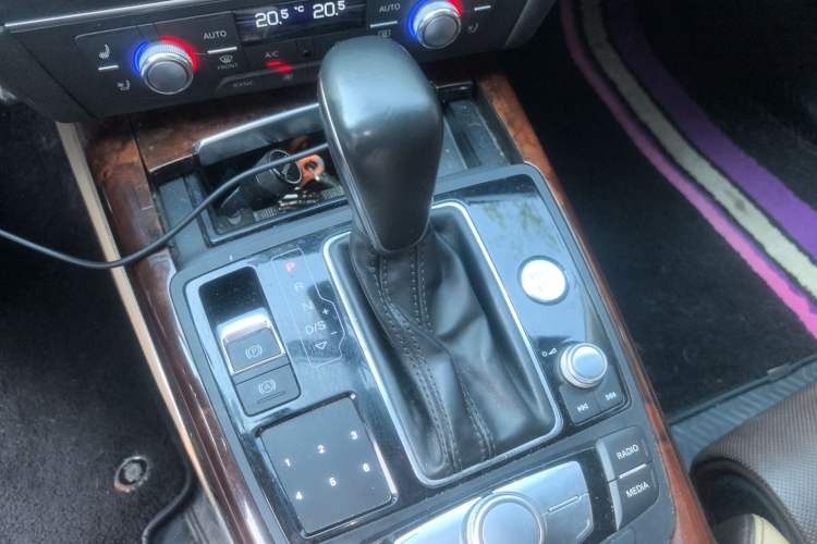 Used Audi A7 2017 50 TFSI quattro Comfort Model Gear Lever