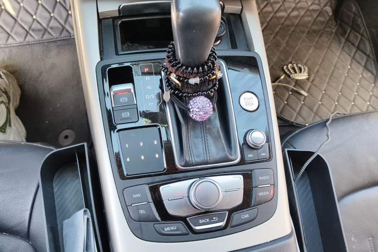 Used Audi A7 2017 40 TFSI Ambition Edition Gear Lever