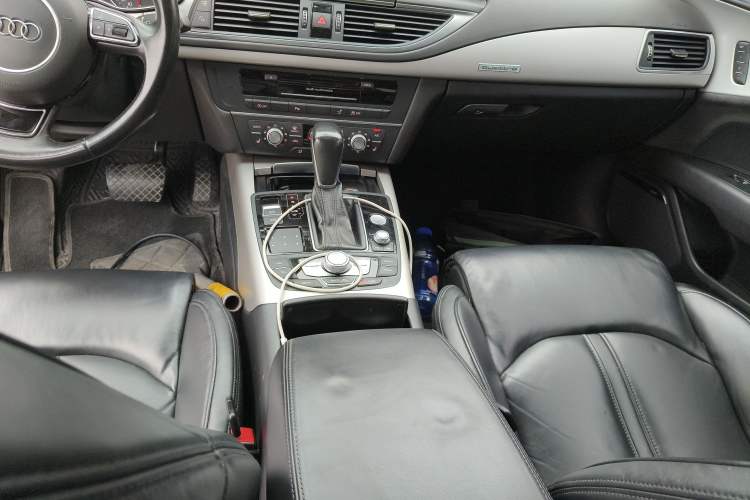 Used Audi A7 2017 40 TFSI quattro Technology Edition Gear Lever