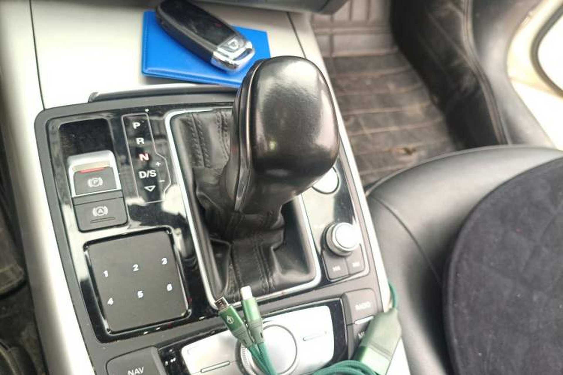 Used Audi A7 2017 40 TFSI Ambition Edition Gear Lever