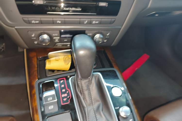 Used Audi A7 2017 50 TFSI quattro Comfort Model Gear Lever