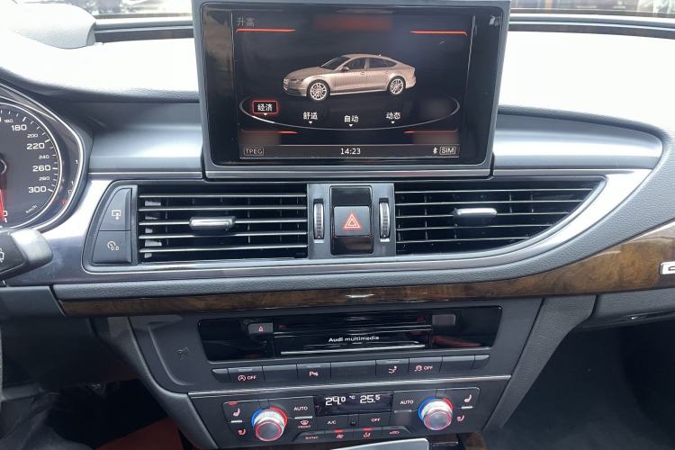 Used Audi A7 2017 50 TFSI quattro Dynamic Edition Interior 2
