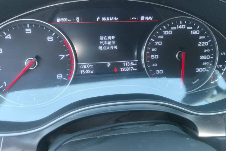 Used Audi A7 2017 50 TFSI quattro Comfort Model Odometer Close Up