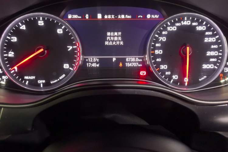 Used Audi A7 2017 40 TFSI Ambition Edition Odometer Close Up