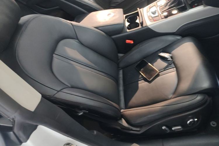 Used Audi A7 2017 40 TFSI quattro Technology Edition Right Front Seat