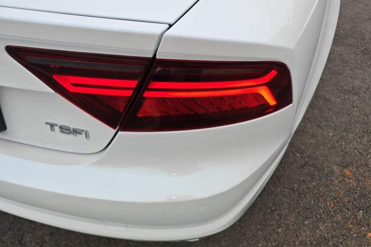 Used Audi A7 2017 40 TFSI Ambition Edition Right Rear Taillight