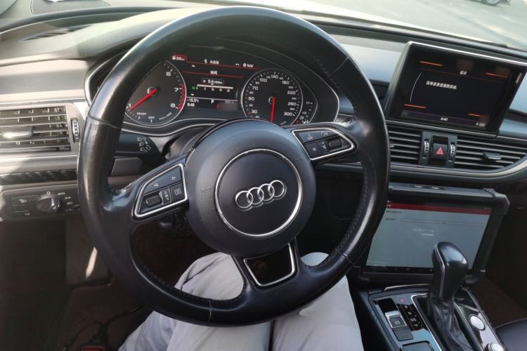Used Audi A7 2017 40 TFSI Ambition Edition Steering Wheel