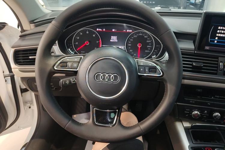 Used Audi A7 2017 40 TFSI quattro Technology Edition Steering Wheel