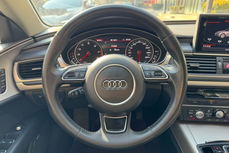 Used Audi A7 2017 40 TFSI Ambition Edition Steering Wheel