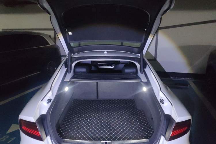 Used Audi A7 2017 35 TFSI Fashion Model Trunk