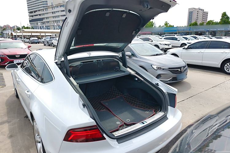 Used Audi A7 2017 35 TFSI Fashion Model Trunk