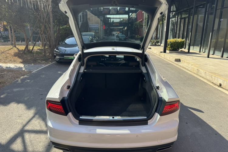 Used Audi A7 2017 40 TFSI Ambition Edition Trunk