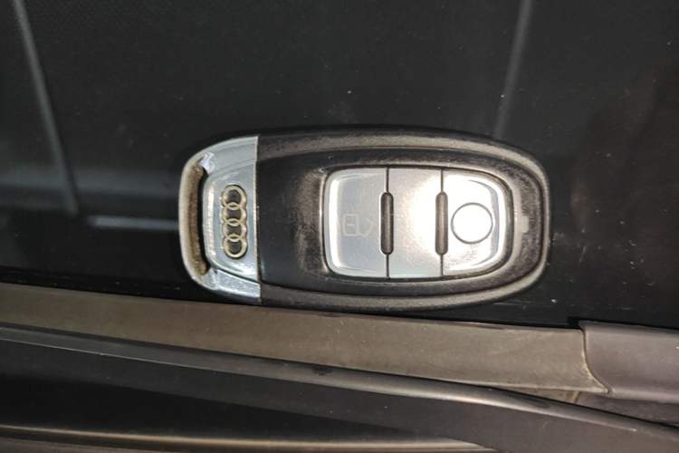 Used Audi A7 2017 40 TFSI Ambition Edition Vehicle Key