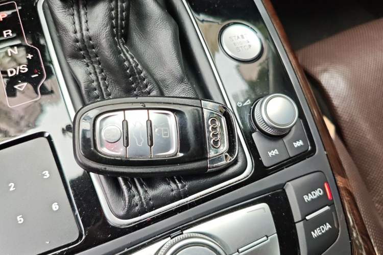 Used Audi A7 2017 50 TFSI quattro Comfort Model Vehicle Key