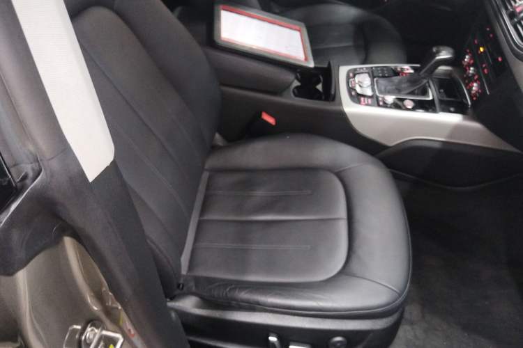Used Audi A7 2017 40 TFSI Ambition Edition Right Front Seat