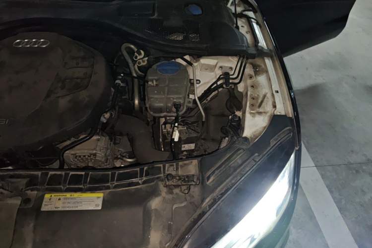 Used Audi A7 2018 40 TFSI Ambition Edition Engine Bay Left