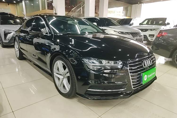 Used Audi A7 2018 50 TFSI quattro Comfort Model Front Right 45 Deg
