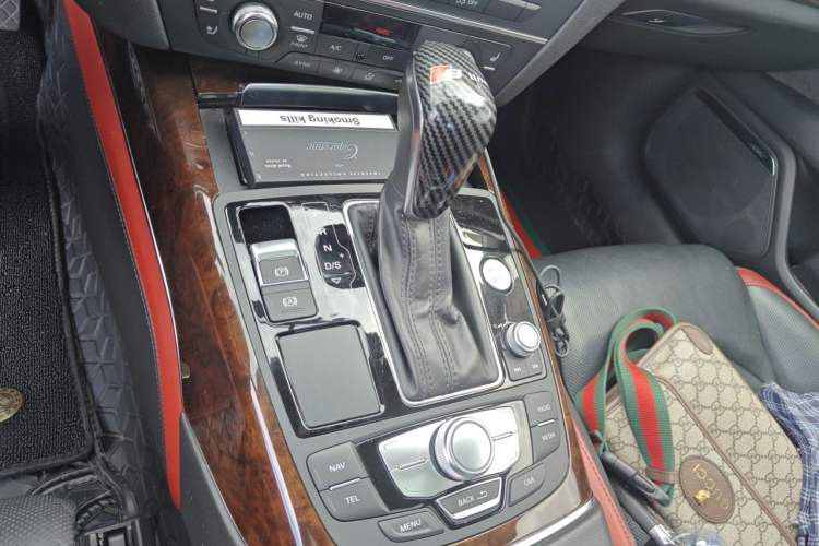 Used Audi A7 2018 50 TFSI quattro Comfort Model Gear Lever
