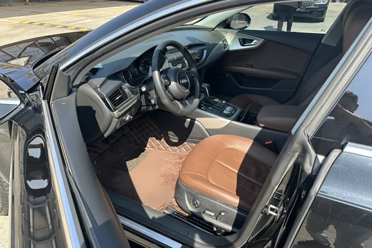 Used Audi A7 2018 40 TFSI Ambition Edition Interior 2