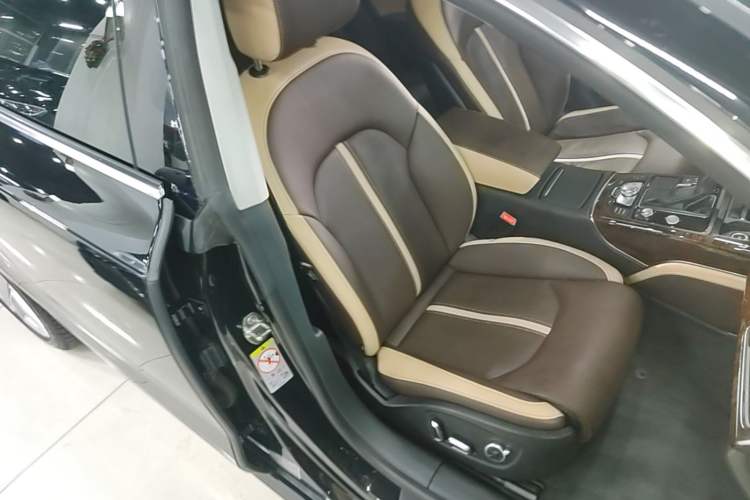 Used Audi A7 2018 50 TFSI quattro Comfort Model Right Front Seat