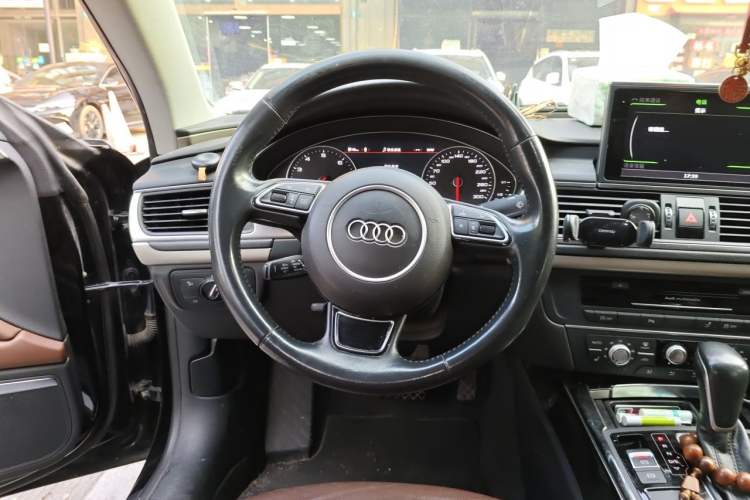 Used Audi A7 2018 40 TFSI Ambition Edition Steering Wheel