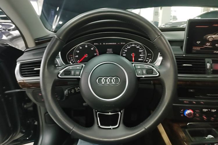 Used Audi A7 2018 50 TFSI quattro Comfort Model Steering Wheel
