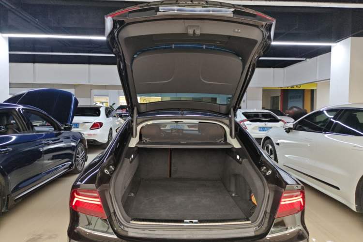 Used Audi A7 2018 40 TFSI Ambition Edition Trunk
