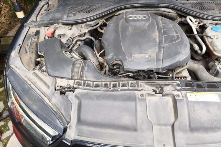 Used Audi A7 2018 40 TFSI Ambition Edition Engine Bay Right