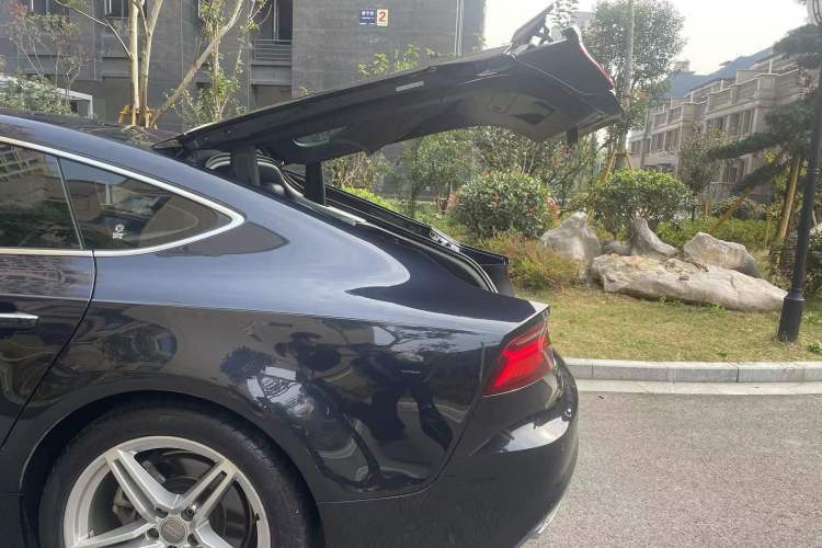 Used Audi A7 2018 40 TFSI quattro Technology Edition Exterior 8