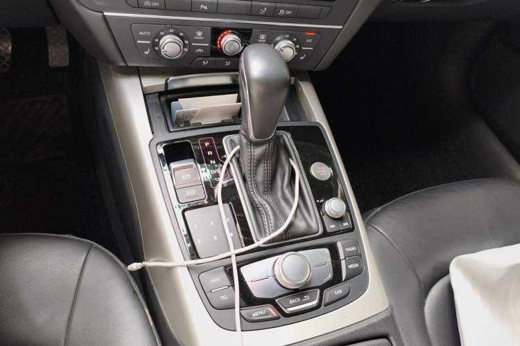 Used Audi A7 2018 40 TFSI Ambition Edition Gear Lever
