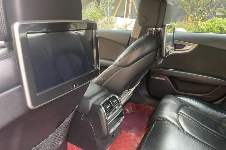 Used Audi A7 2018 40 TFSI quattro Technology Edition Interior 4