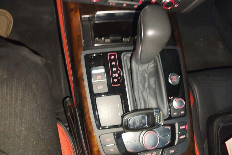 Used Audi A7 2018 50 TFSI quattro Comfort Model Gear Lever