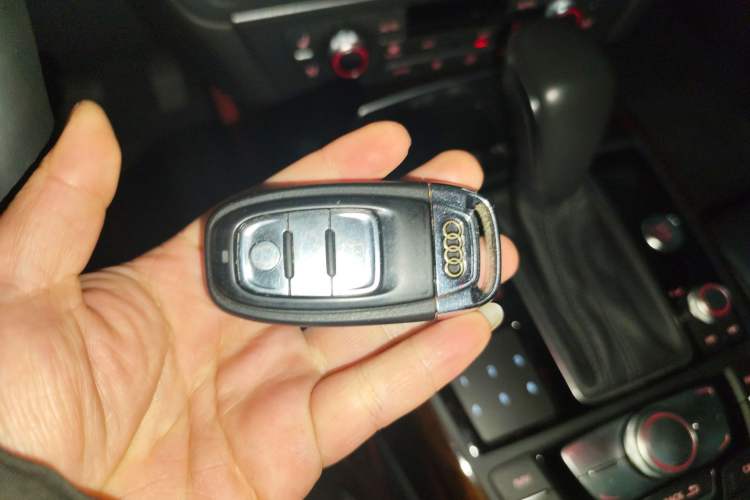 Used Audi A7 2018 50 TFSI quattro Comfort Model Vehicle Key
