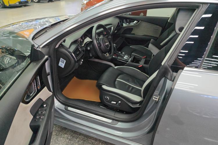 Used Audi A7 2018 50 TFSI quattro Dynamic Edition Interior 1