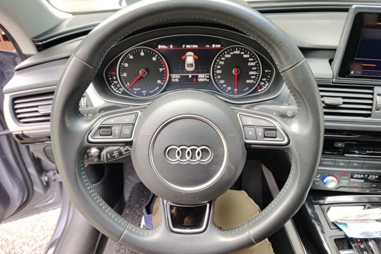Used Audi A7 2018 50 TFSI quattro Dynamic Edition Steering Wheel