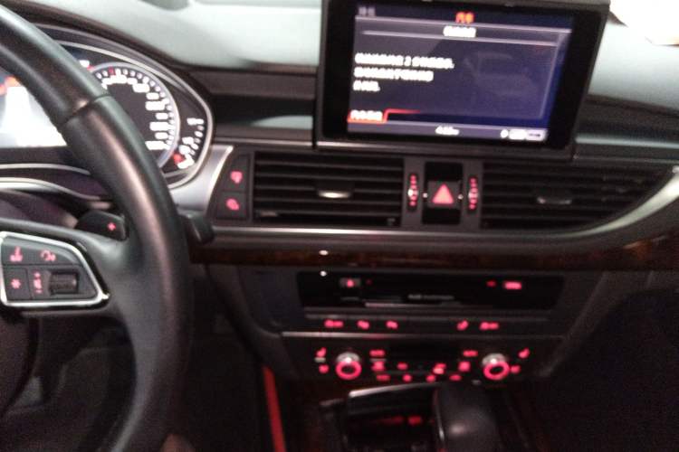 Used Audi A7 2018 50 TFSI quattro Dynamic Edition Audio And AC Panel
