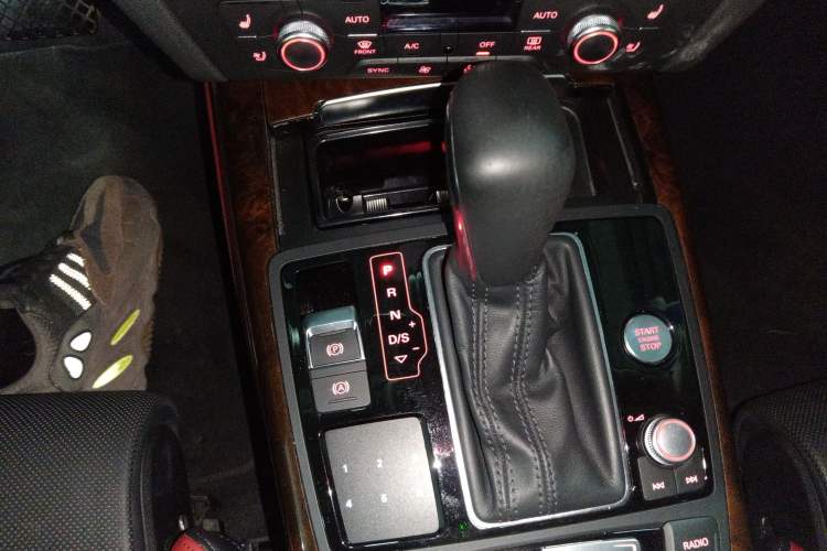 Used Audi A7 2018 50 TFSI quattro Dynamic Edition Gear Lever