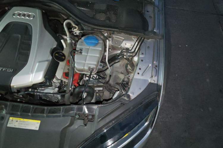 Used Audi A7 2018 50 TFSI quattro Comfort Model Engine Bay Left