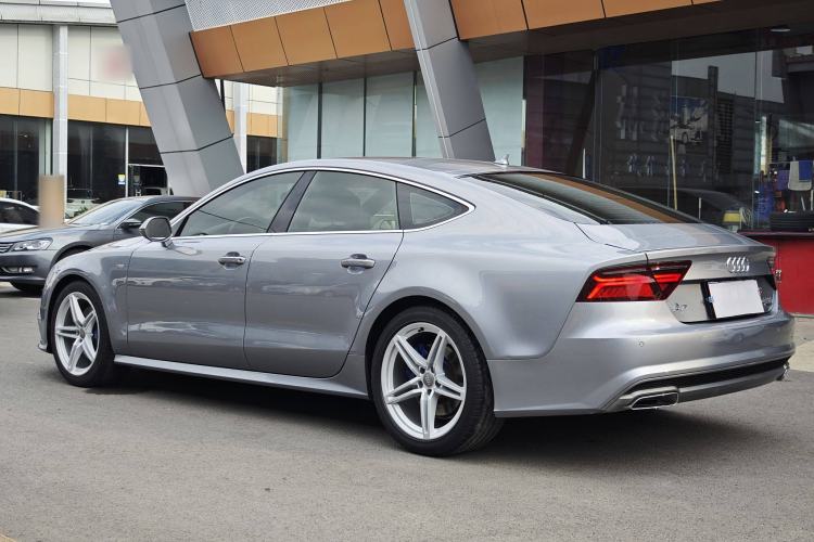Used Audi A7 2018 40 TFSI quattro Technology Edition Exterior 3