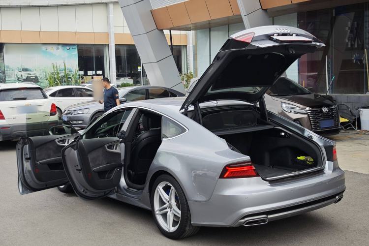 Used Audi A7 2018 40 TFSI quattro Technology Edition Exterior 4