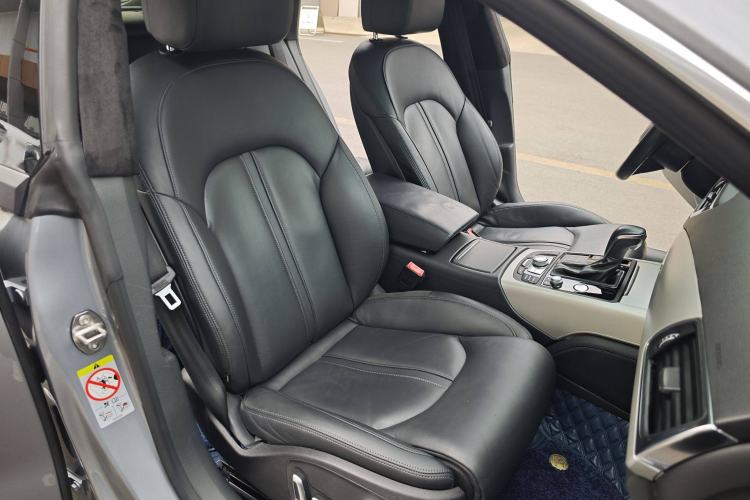 Used Audi A7 2018 40 TFSI quattro Technology Edition Interior 8